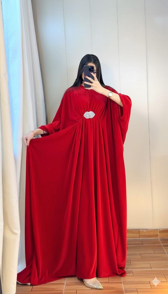 Elegant Pleated Kaftan Maxi Dress with Silver Floral Brooch