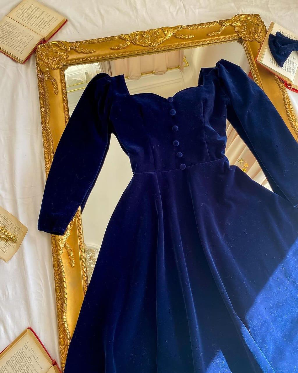 Velvet Royale –Puff Sleeve Button-Down Flared Dress